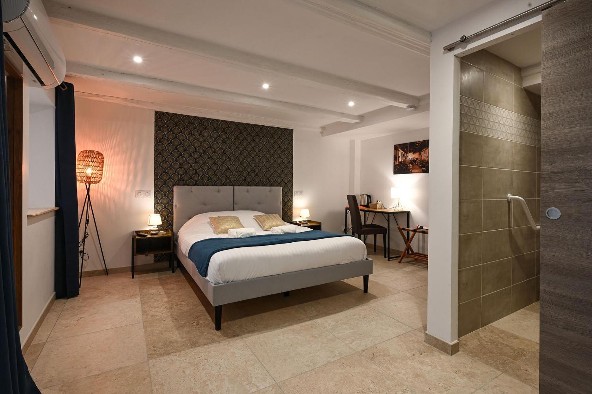 Hotel De La Croisee Poncin ภายนอก รูปภาพ